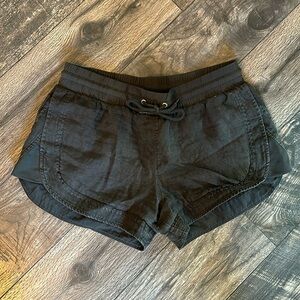 Athleta linen shorts size 6